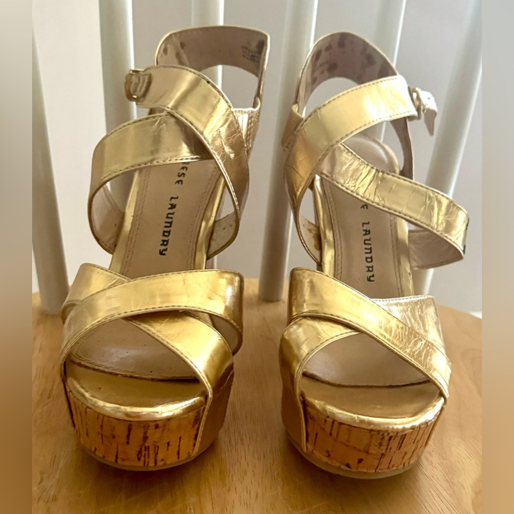 Chinese Laundry Gold and Cork wedge sandals size 7.5 never worn